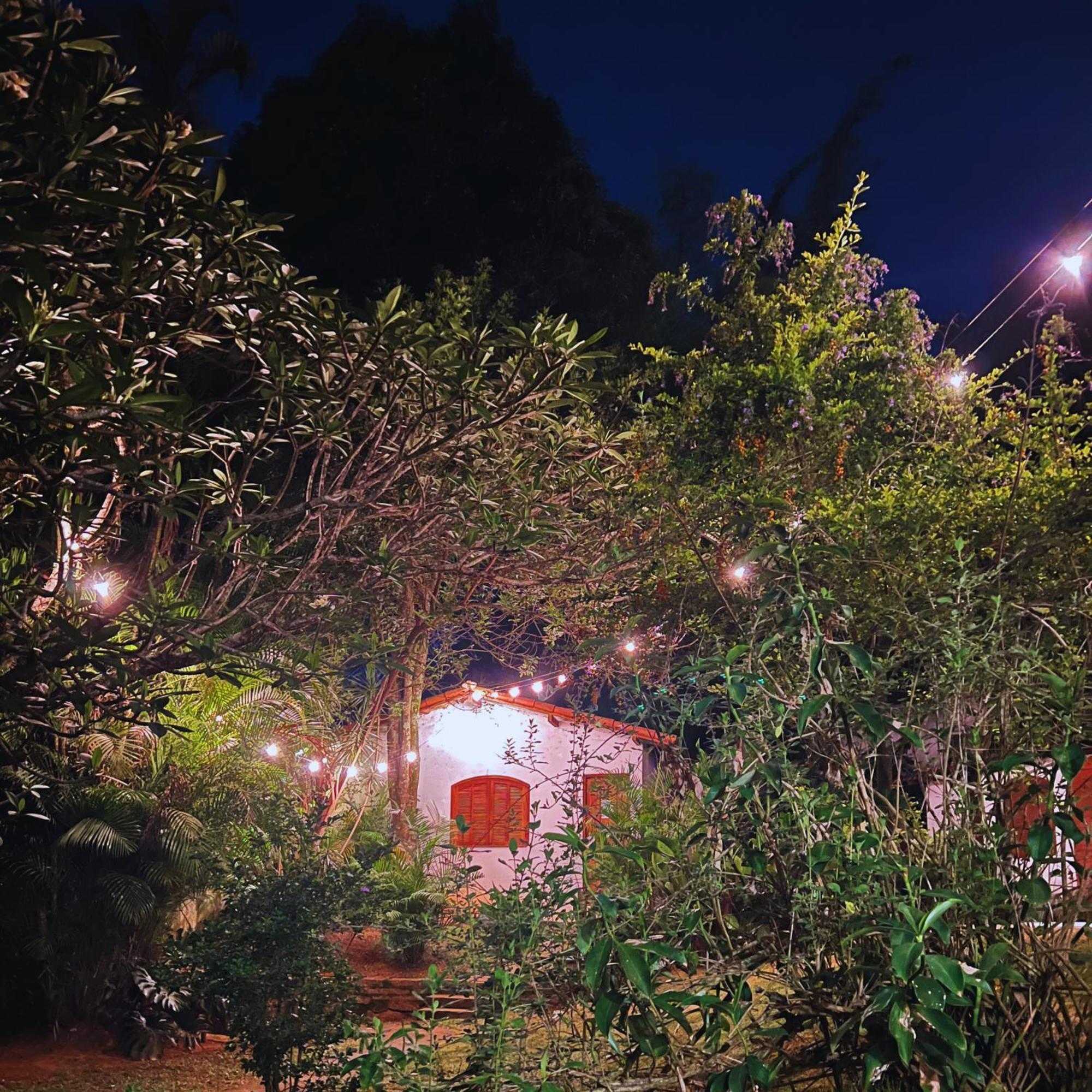 040 Hostel *